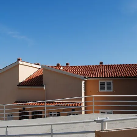 Apartment Mime Mimice Exterior photo